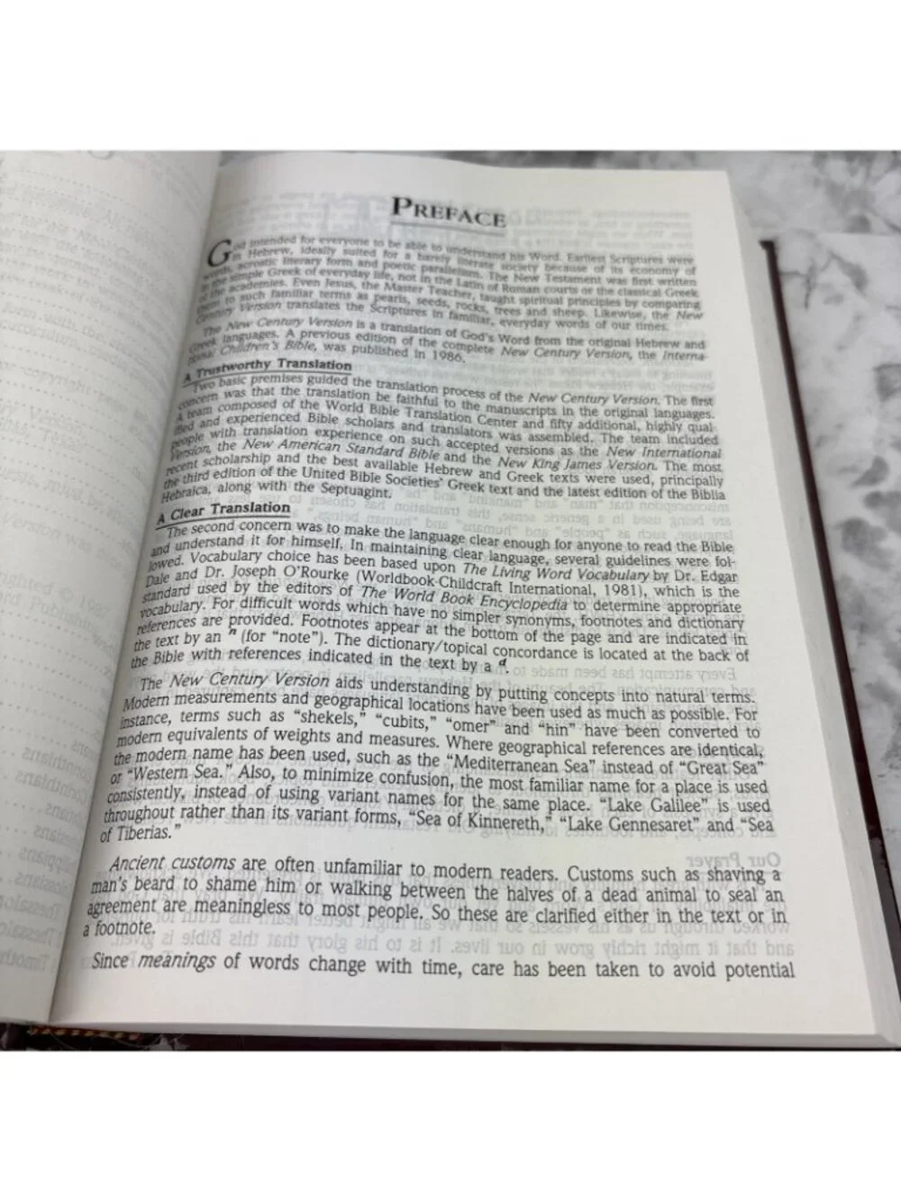 *The Everyday Bible: New Century Version: Clearly Translated For Life Guideposts